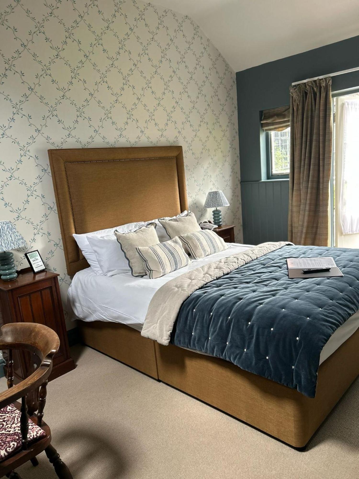 Ravenwood Hall Hotel Bury St. Edmunds Εξωτερικό φωτογραφία