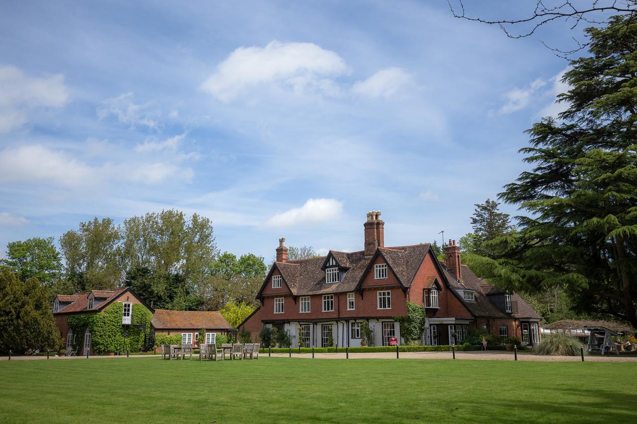 Ravenwood Hall Hotel Bury St. Edmunds Εξωτερικό φωτογραφία