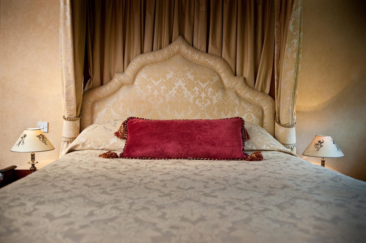 Ravenwood Hall Hotel Bury St. Edmunds Εξωτερικό φωτογραφία